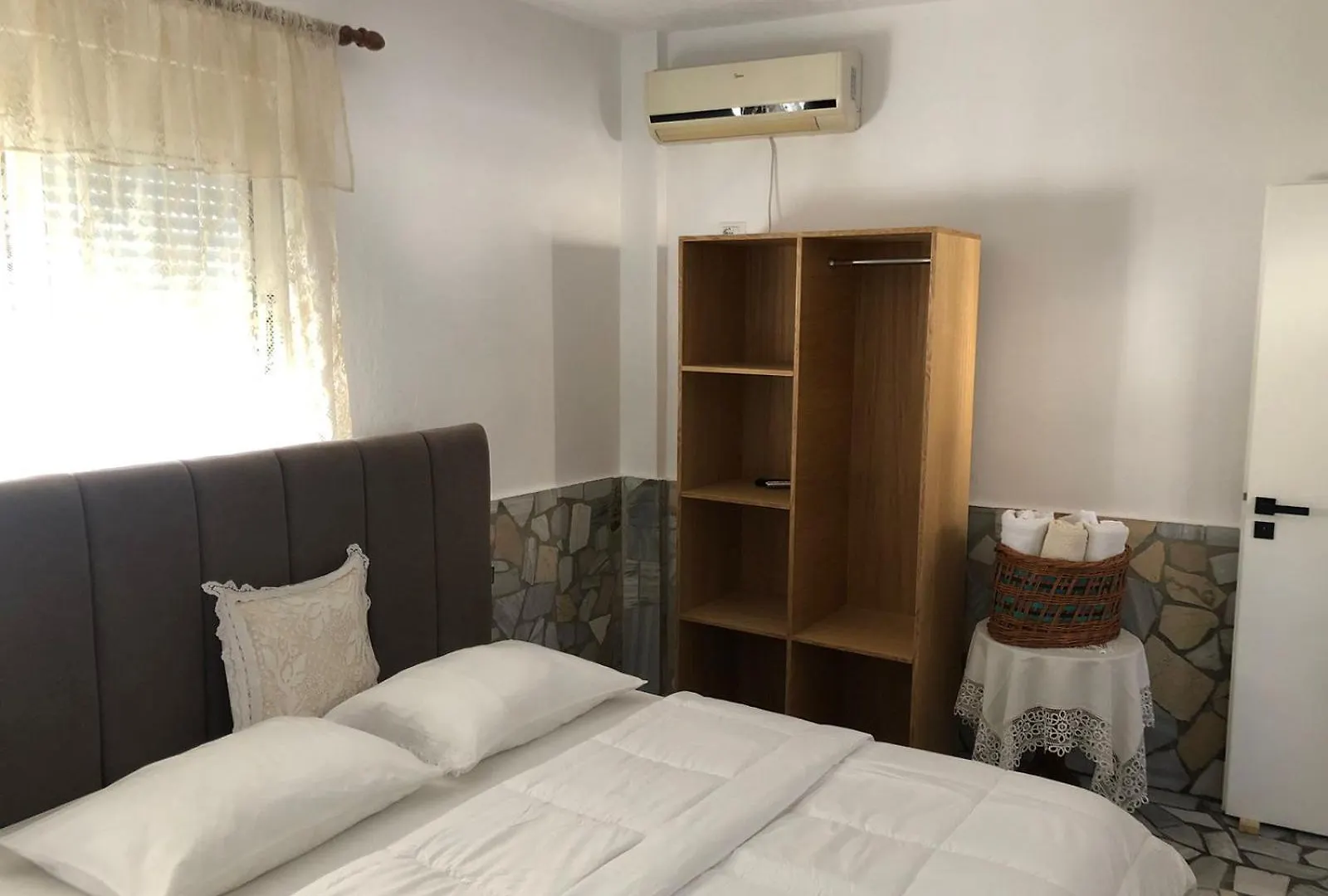 Geni Guest House Gjirokaster