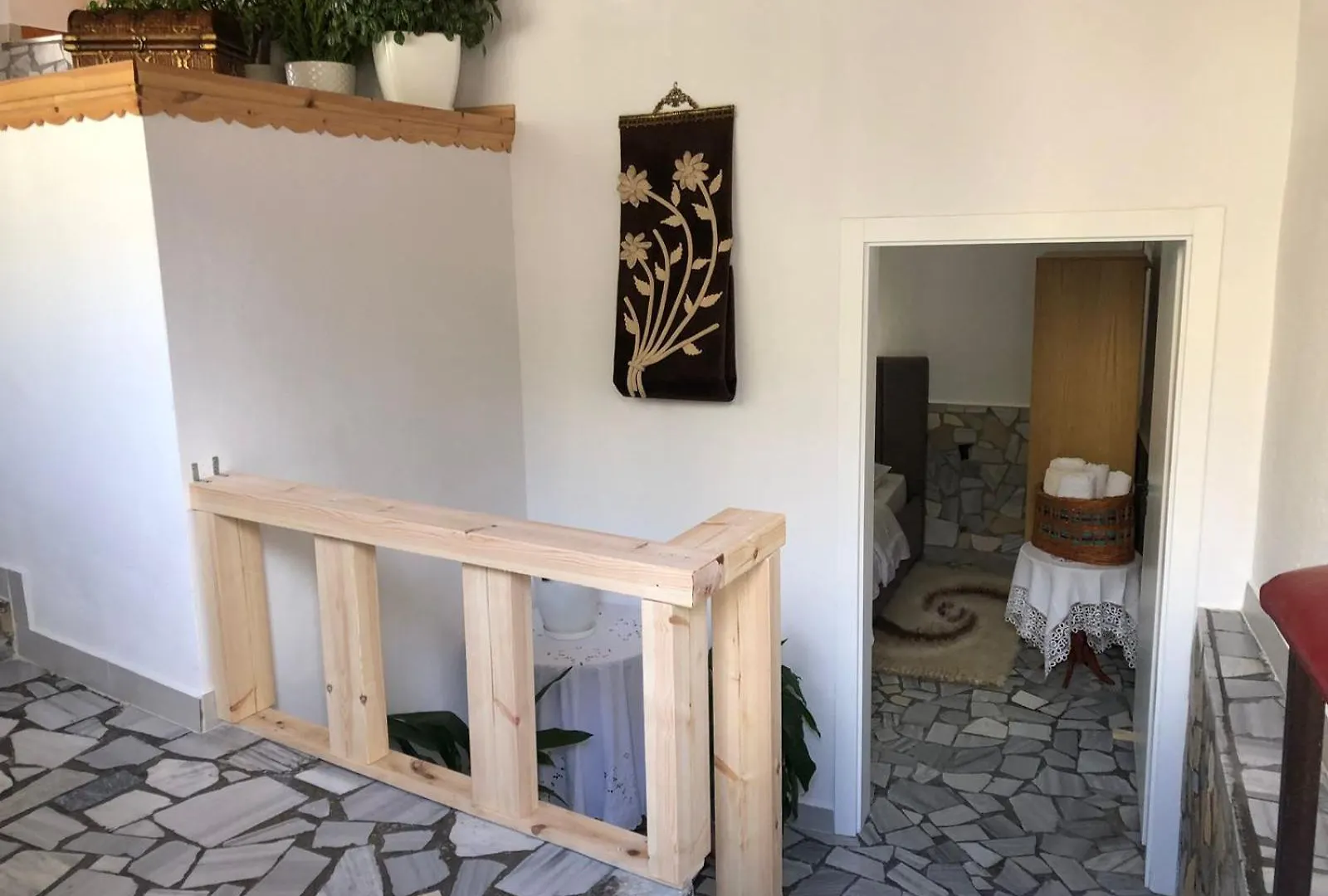 Geni Guest House Gjirokaster Albania